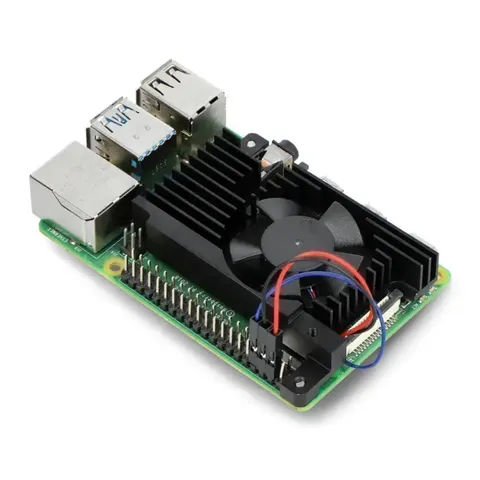 لوحة Raspberry Pi 4